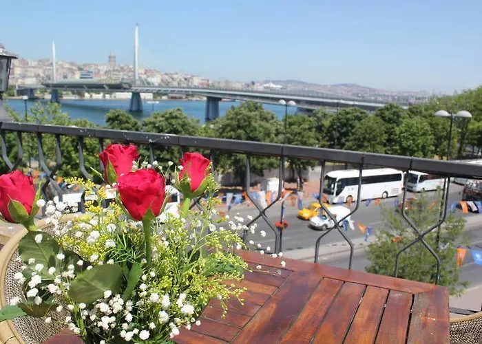 Galata Bridge * Istanboel