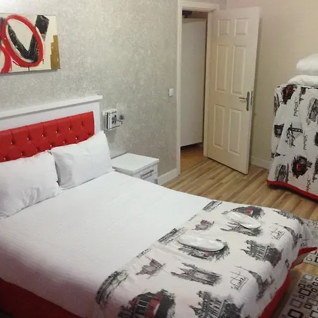 Galata Bridge Apartment