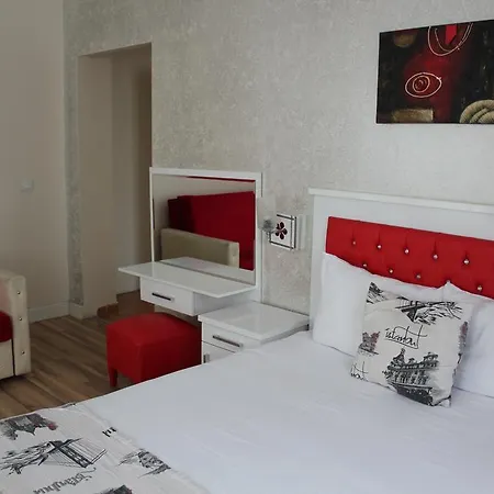 Galata Bridge Apartment