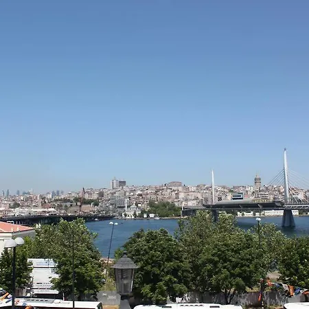 Апартаменты Galata Bridge *