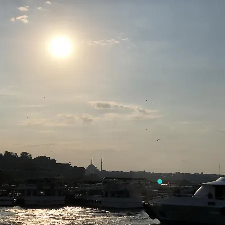 Апартаменты Galata Bridge *