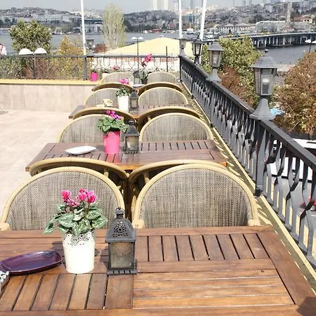 Galata Bridge Appartement