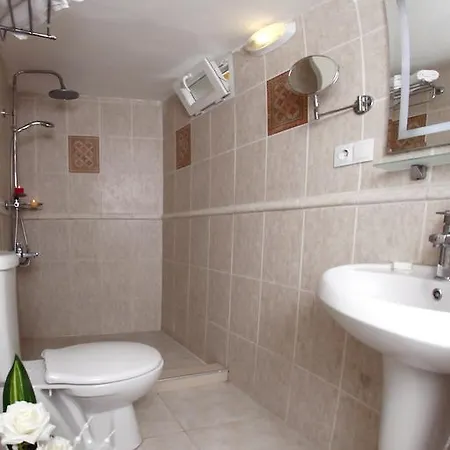 Galata Bridge Apartment Istanbul