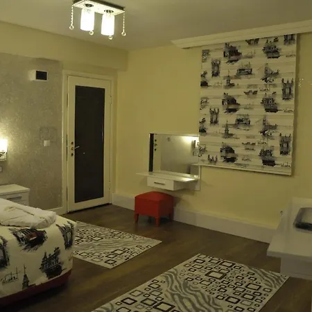 Galata Bridge Apartment Istanbul